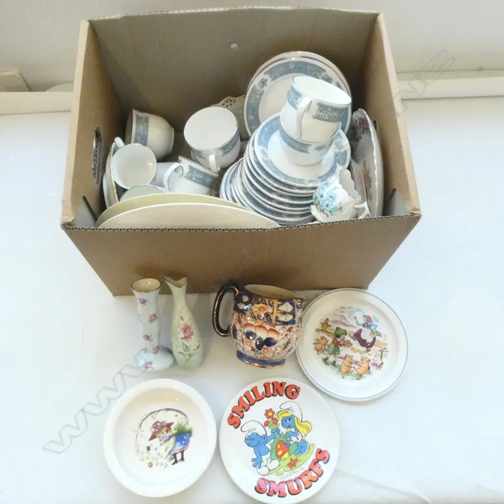 ASST CHINA Incl. 2 ROYAL DOULTON PLATES, ARTHUR WOOD JUG, CARLTONWARE VASE, etc Image 1++