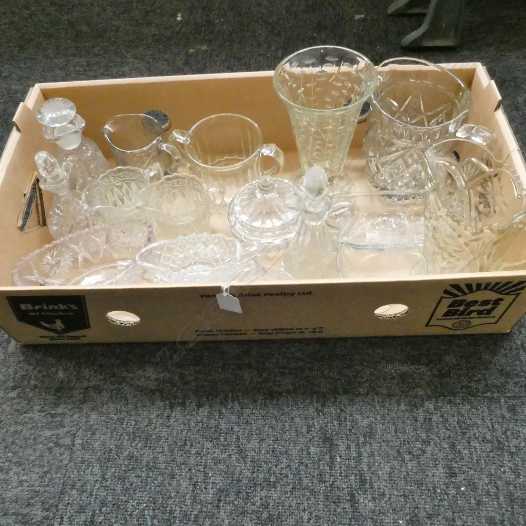 VINTAGE DEPRESSION GLASS JUGS, SAUCE BOTTLES, SAUCE BOATS, VASE ETC  Image 1++