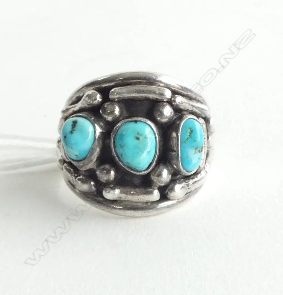 SILVER & TURQUOISE SET RING SIZE O Image 1++
