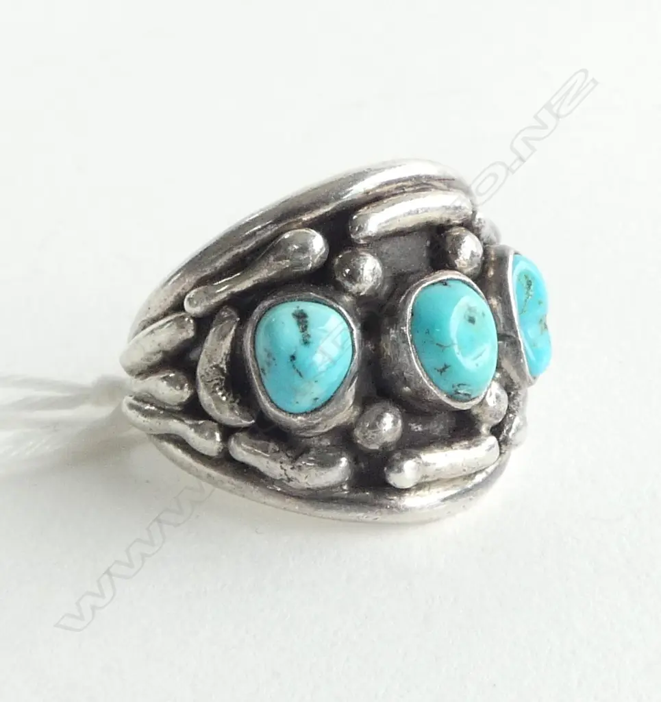 SILVER & TURQUOISE SET RING SIZE O Image 1++