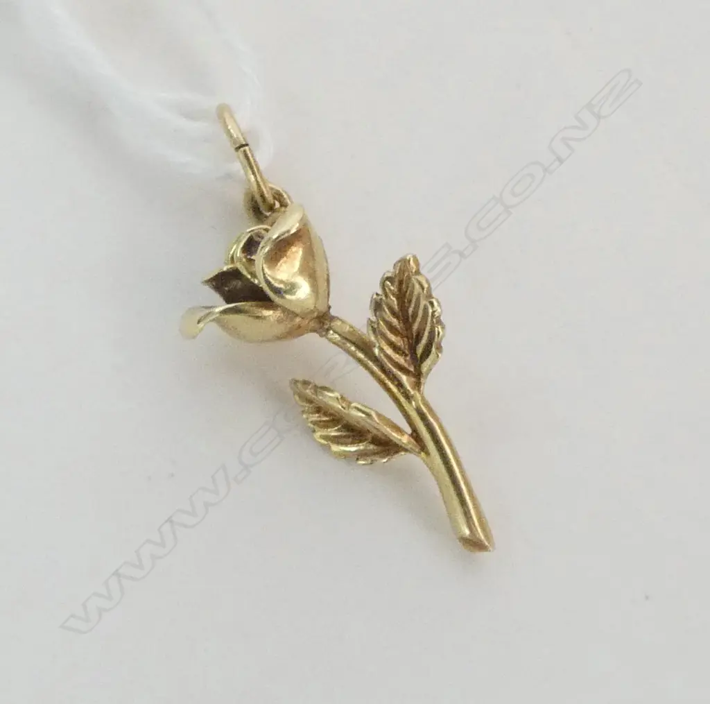 14ct YELLOW GOLD ROSE PENDANT 1.6gms Image 1++