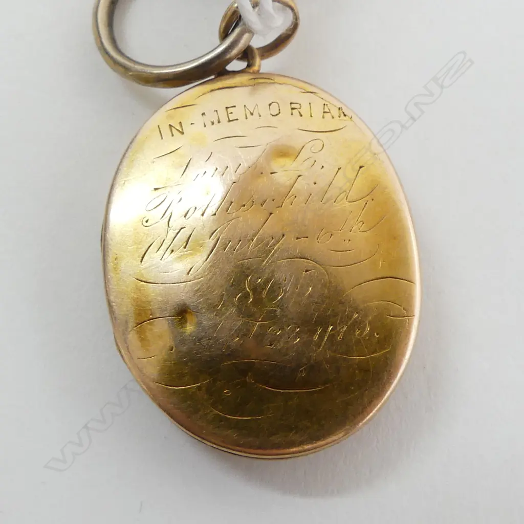 15ct GOLD LOCKET C1900 7.2 gms on plated clip Image 1++