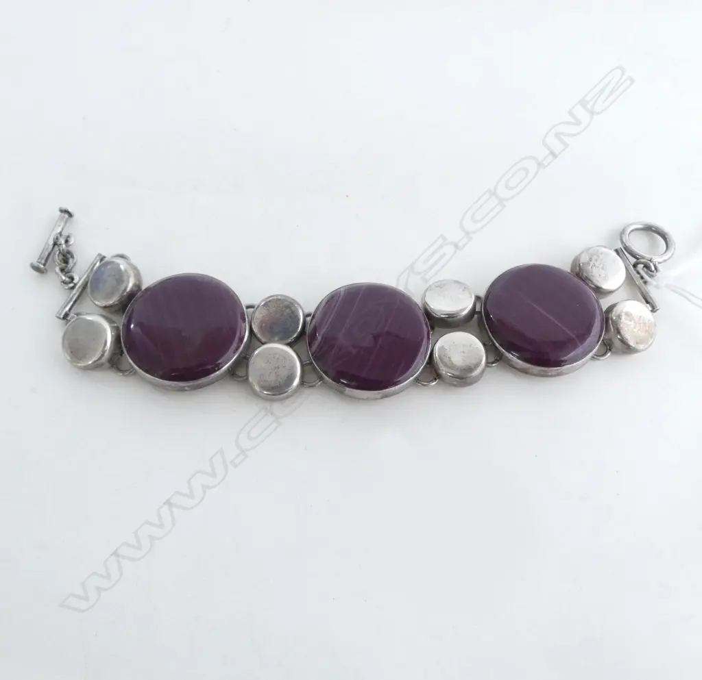 CHUNKY STYLISH SILVER & BURGANDY BANDED AGATE BRACELET Image 1++
