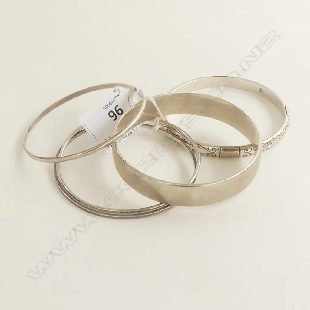 5 x SILVER BANGLES: includes 1 heavy NZ made. 113gms total Image 1++