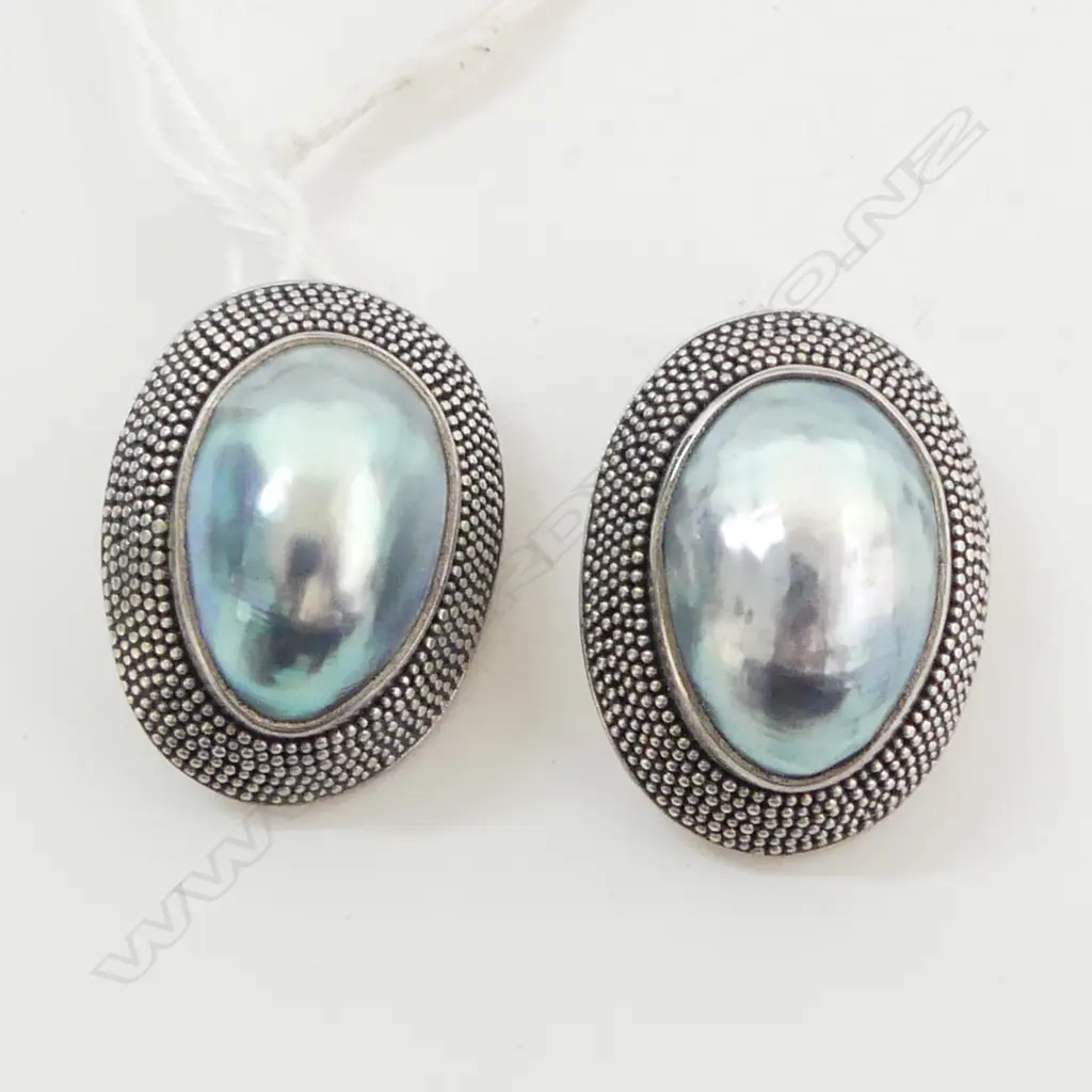 PR 925 GREY MABE PEARL CLIP ON EARRINGS, 12.3grms Image 1++