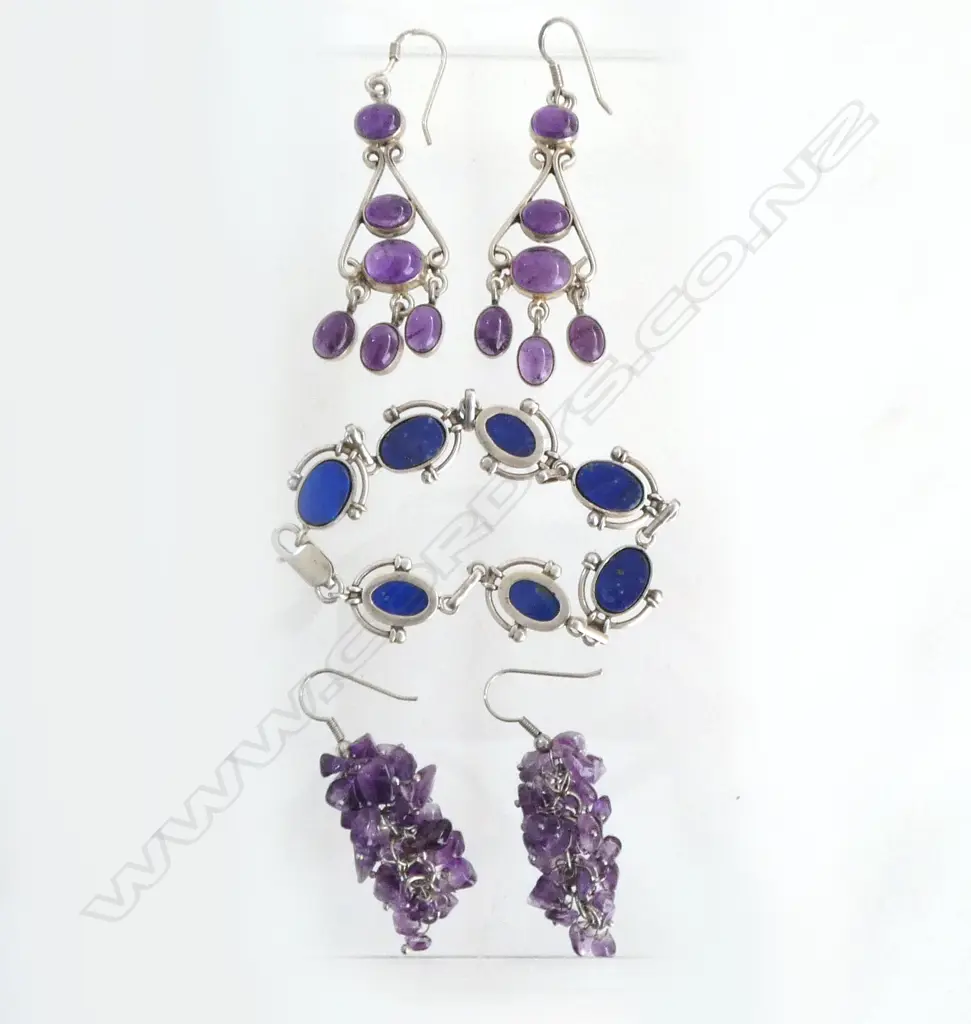 SILVER JEWELLERY: LAPIS BRACELET + 2 PRS AMETHYST EARRINGS Image 1++