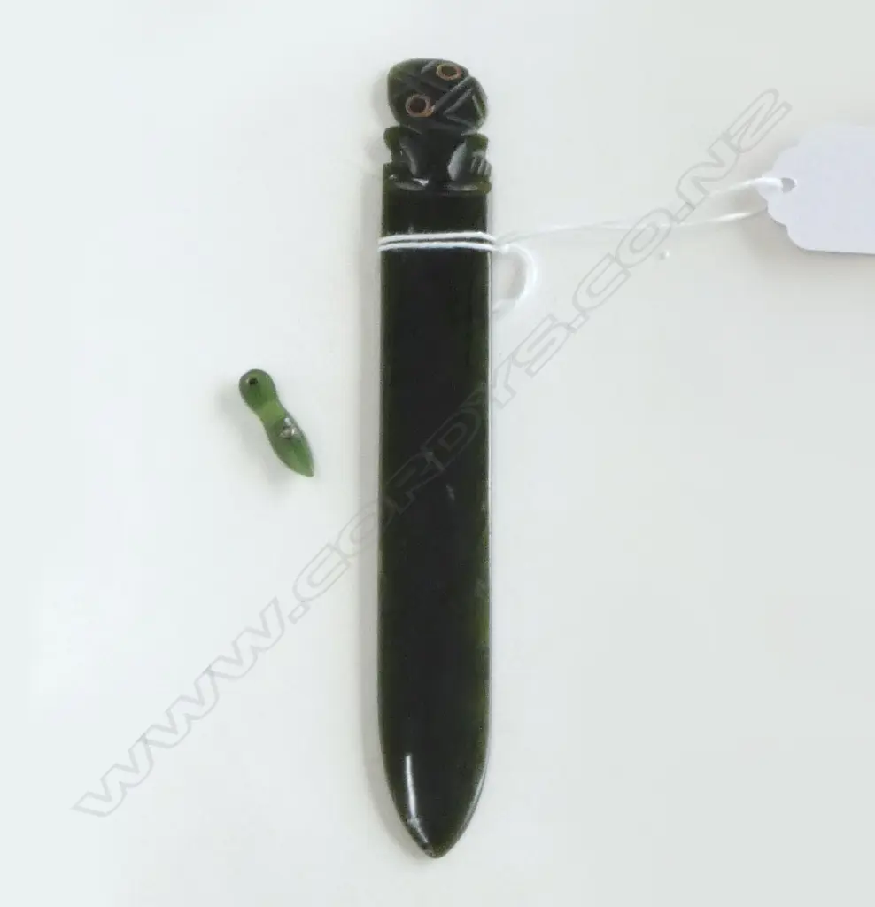 early 20thC POUNAMU MAORI CARVED TIKI LETTER KNIFE L.138mm & MINI SHOE CHARM Image 1++