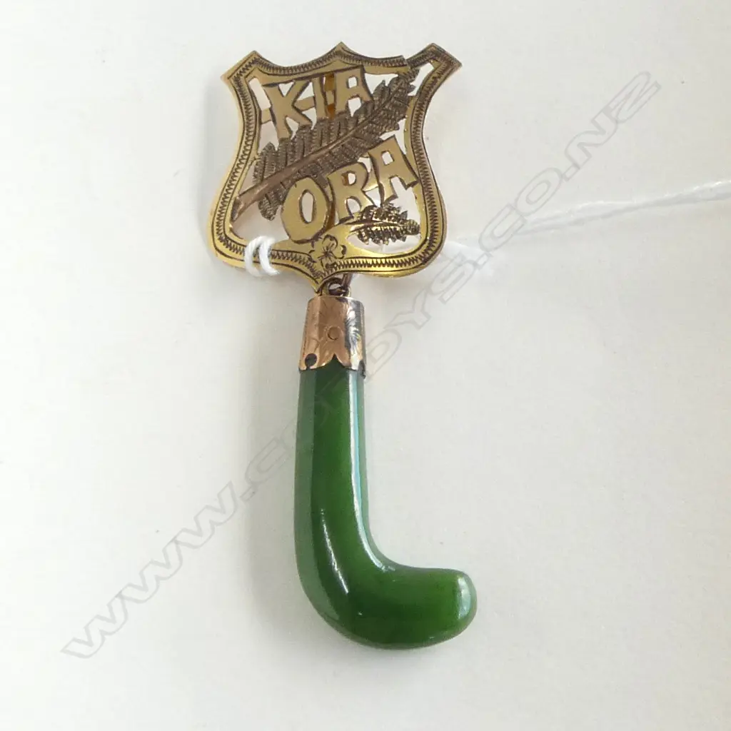 c1900 NZ COLONIAL 9CT KIA ORA  BROOCH 2.3gms & POUNAMU PENDANT Image 1++