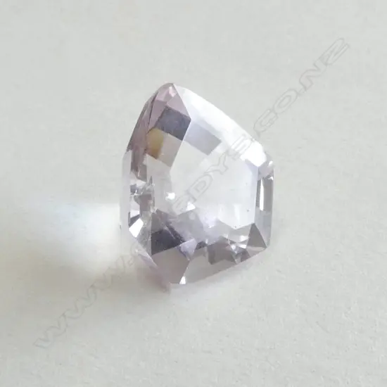 UNSET STONE 8.15CT LAVENDER AMETHYST