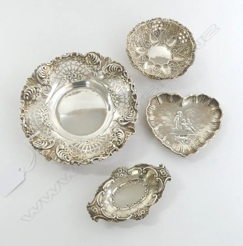 4 FANCY EARLY 20thC SILVER DISHES 132gms cherubs fishing etc Image 1++