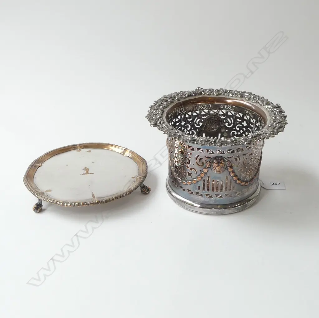 SILVER OVER COPPER WAITER & BOTTLE COASTER H.120mm Image 1++