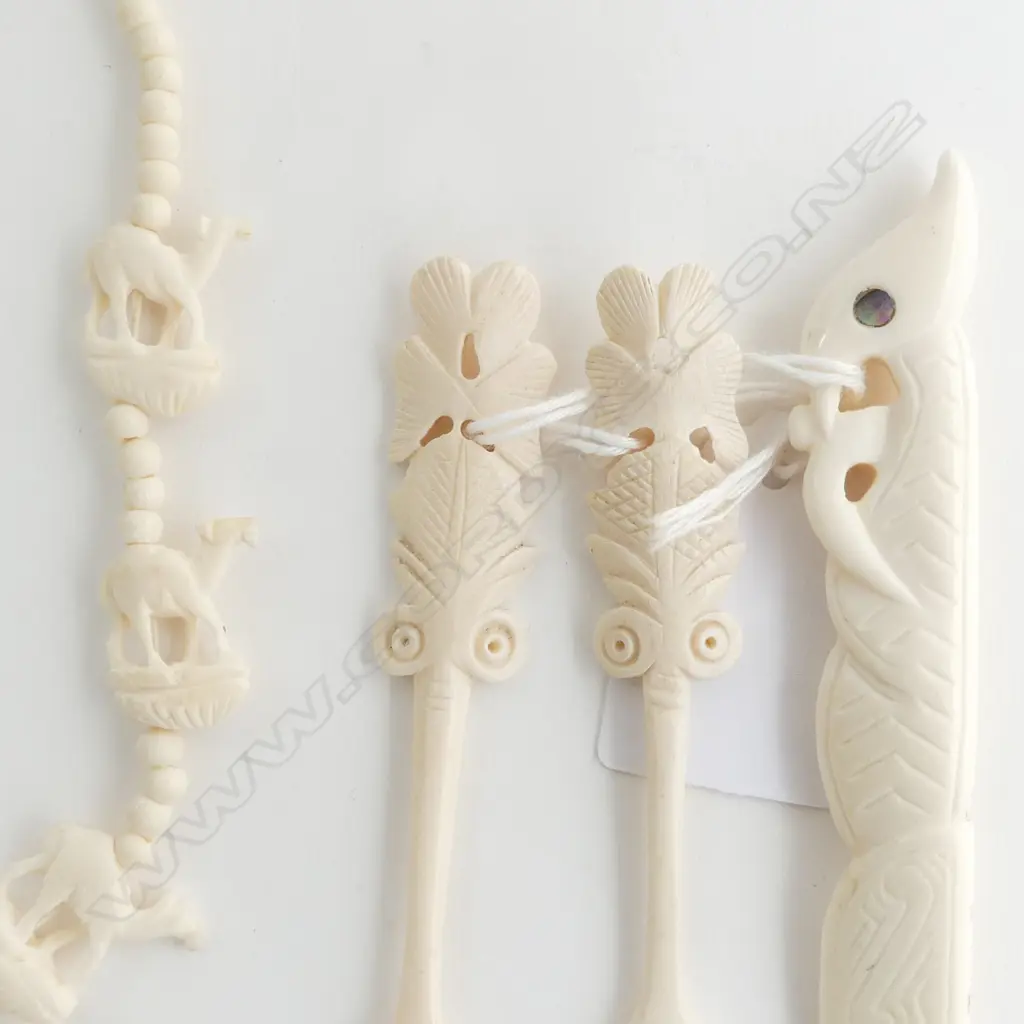 CARVED IVORY CAMEL BEAD NECKLACE L.245mm & 3 BONE Image 1++