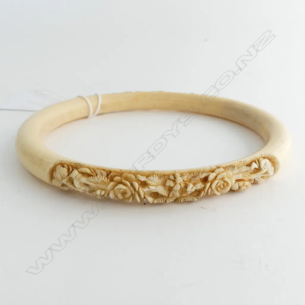 LARGE OLD CARVED IVORY SLAVE BANGLE 2 floral carved panels Dia.105mm Image 1++