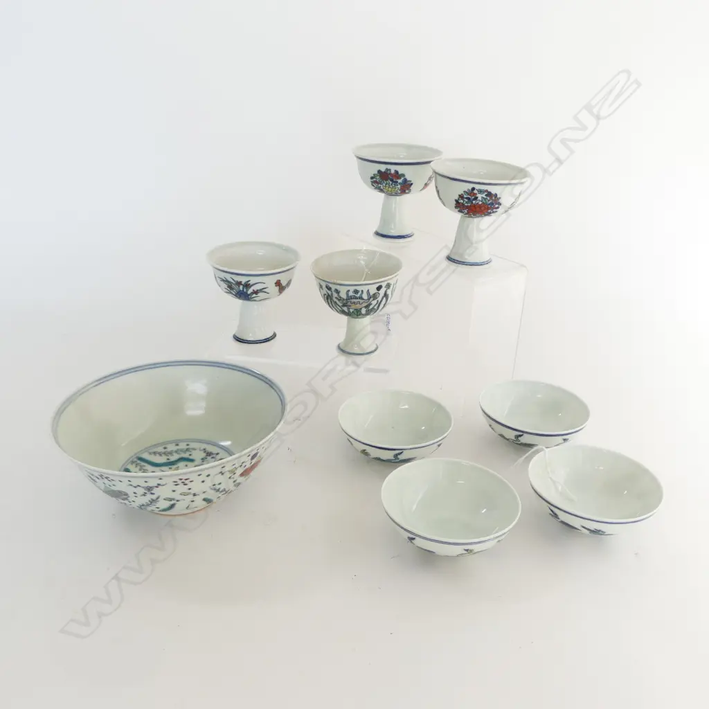 4 CHINESE CERAMIC GOBLETS, CHINESE BOWL & 4 SML. BOWLS Image 1++