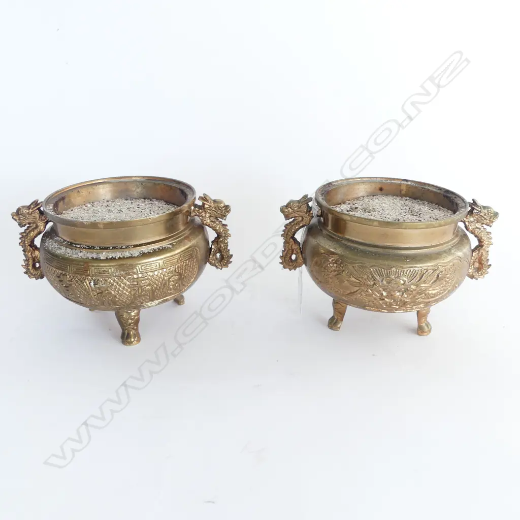 PR CHINESE GILT BRASS? INCENSE URNS H.110mm W SAND? Image 1++