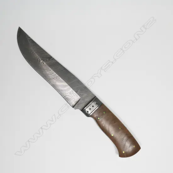 CUSTOM DAMASCUS STEEL BOWIE KNIFE. WOOD HANDLE. L.280mm (now w leather scabbard)
