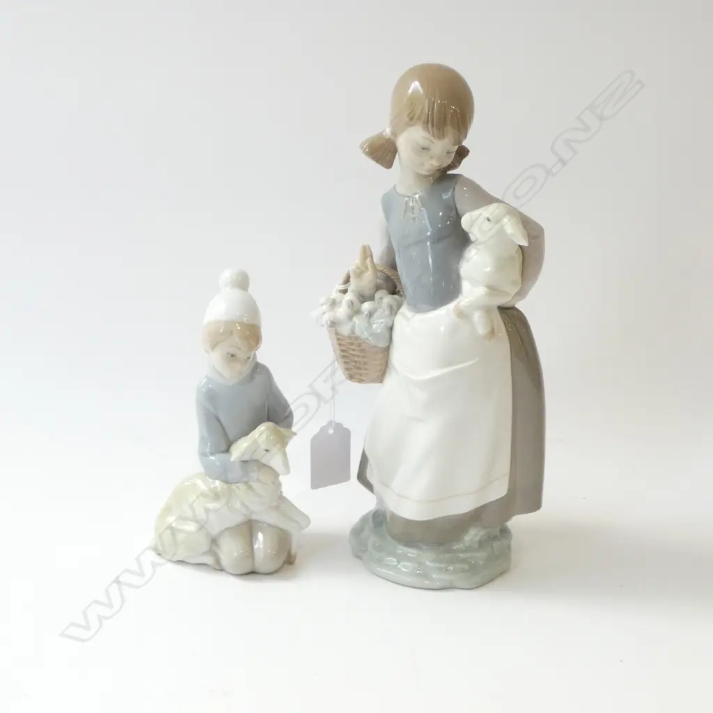 2 LLADRO; BOY w. SHEEP, GIRL w. LAMB & BASKET H.240mm Image 1++