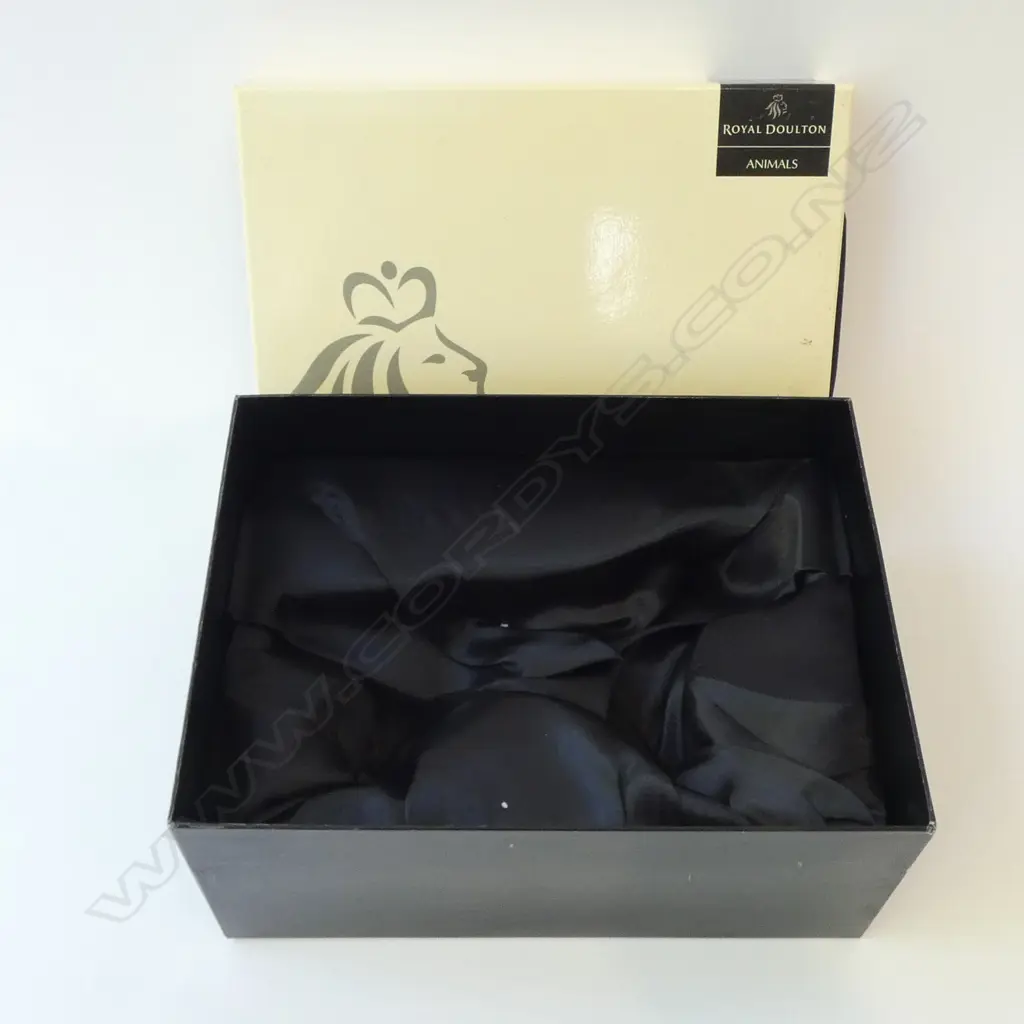 ROYAL DOULTON ENGLISH SETTER L.210mm, BOXED Image 1++