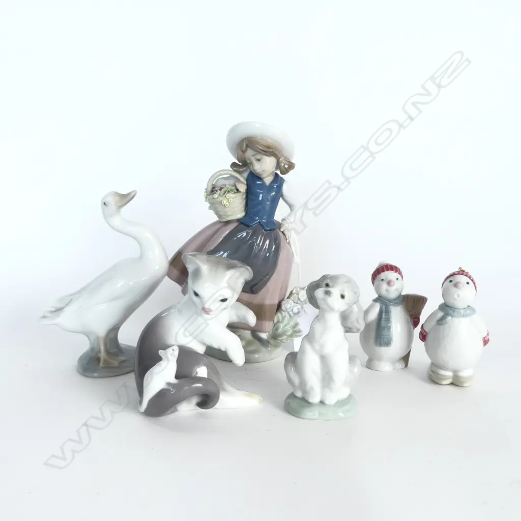 4 LLADRO; GOOSE, DOG, CAT, GIRL w. FLOWERS AF H.165mm + 2 NAO SNOWMEN H.70mm Image 1++