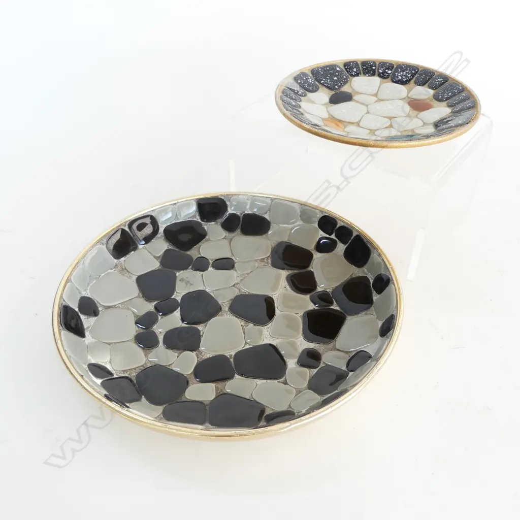 2 JOHN CRICHTON STYLE MOSAIC DISHES; 190, 130mm dia Image 1++