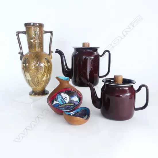2 BROWN ENAMEL TEAPOTS, 2 MID CENTURY 2 MARCELLO FANTONI PCES, AQUILA VASE H.255mm...