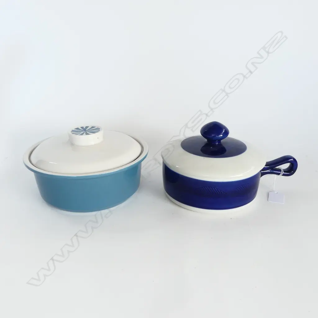 2 LIDDED OVEN DISHES; CROWN LYNN & RORSTRAND SWEDEN 200mm dia Image 1++