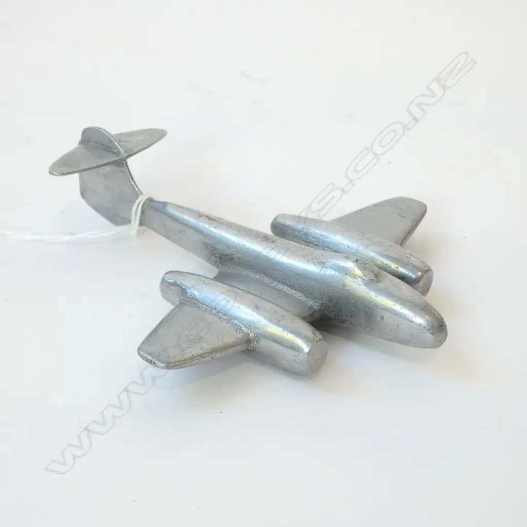 ALUMINIUM WWII PLANE W.235mm Image 1++