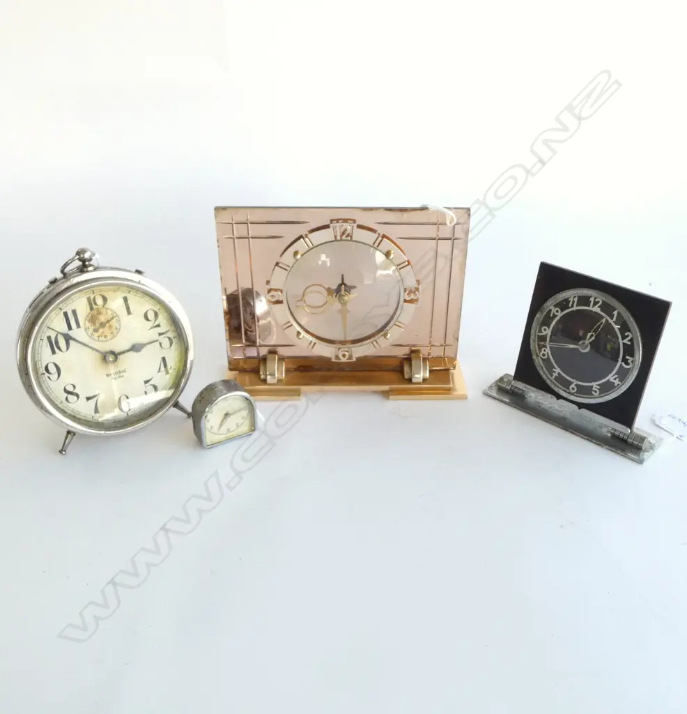 COLLECTION 4 VINTAGE DECO  DESK CLOCKS Image 1++