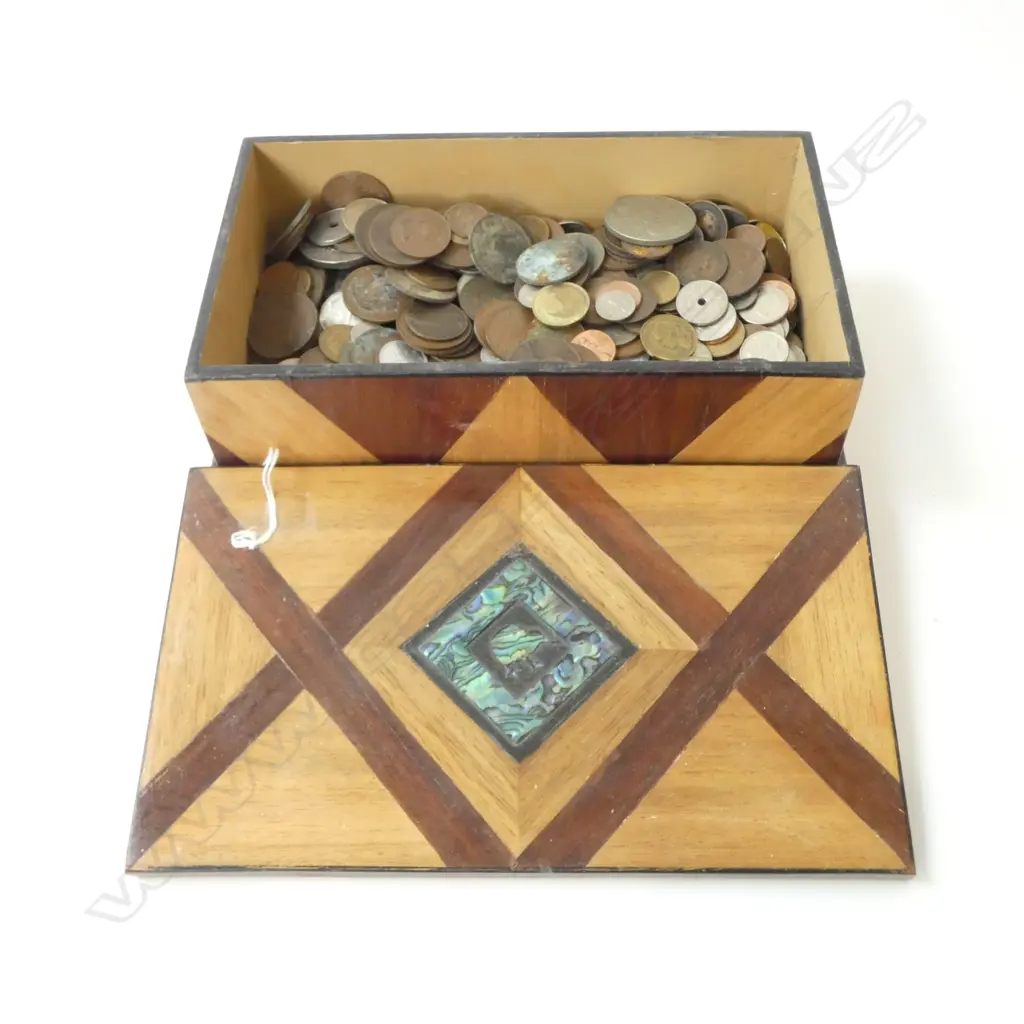 WOOD INLAID KIWIANA BOX w. ASST. WORLD COINS Image 1++