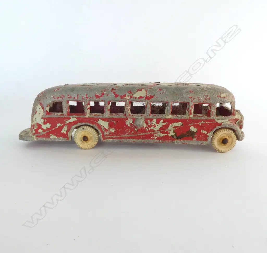 OLD FUN HO RED BUS paint flaking L.230mm Image 1++