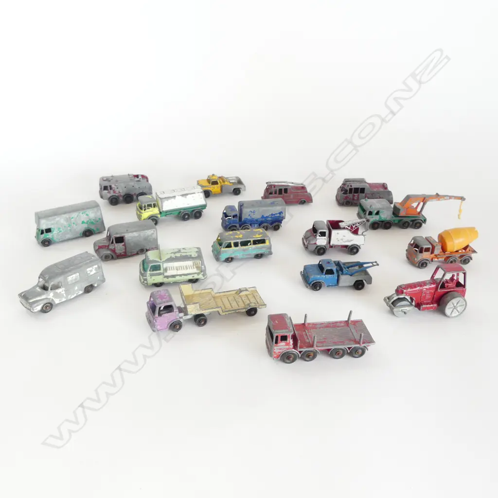 ASST. VINTAGE LESNEY MODEL CARS Image 1++