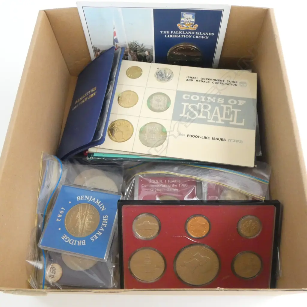 ASST. WORLD COINS; U.S.A., FALKLANDS, ISRAEL, COOK ISLANDS, etc Image 1++