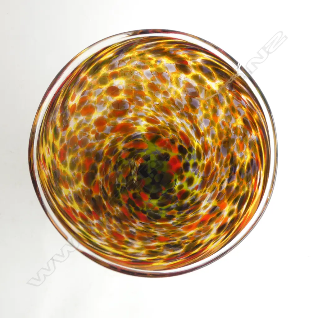 GARY NASH NZ LARGE GLASS VASE SIGNED ‘NASH ‘2000’, H.305MM D.195MM Image 1++