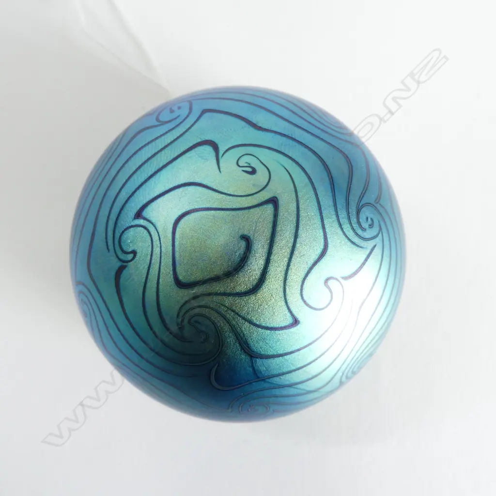 BOXED ORIENT & FLUME ART GLASS PAPERWEIGHT; 508 A ,1975, MARK TO BASE Image 1++