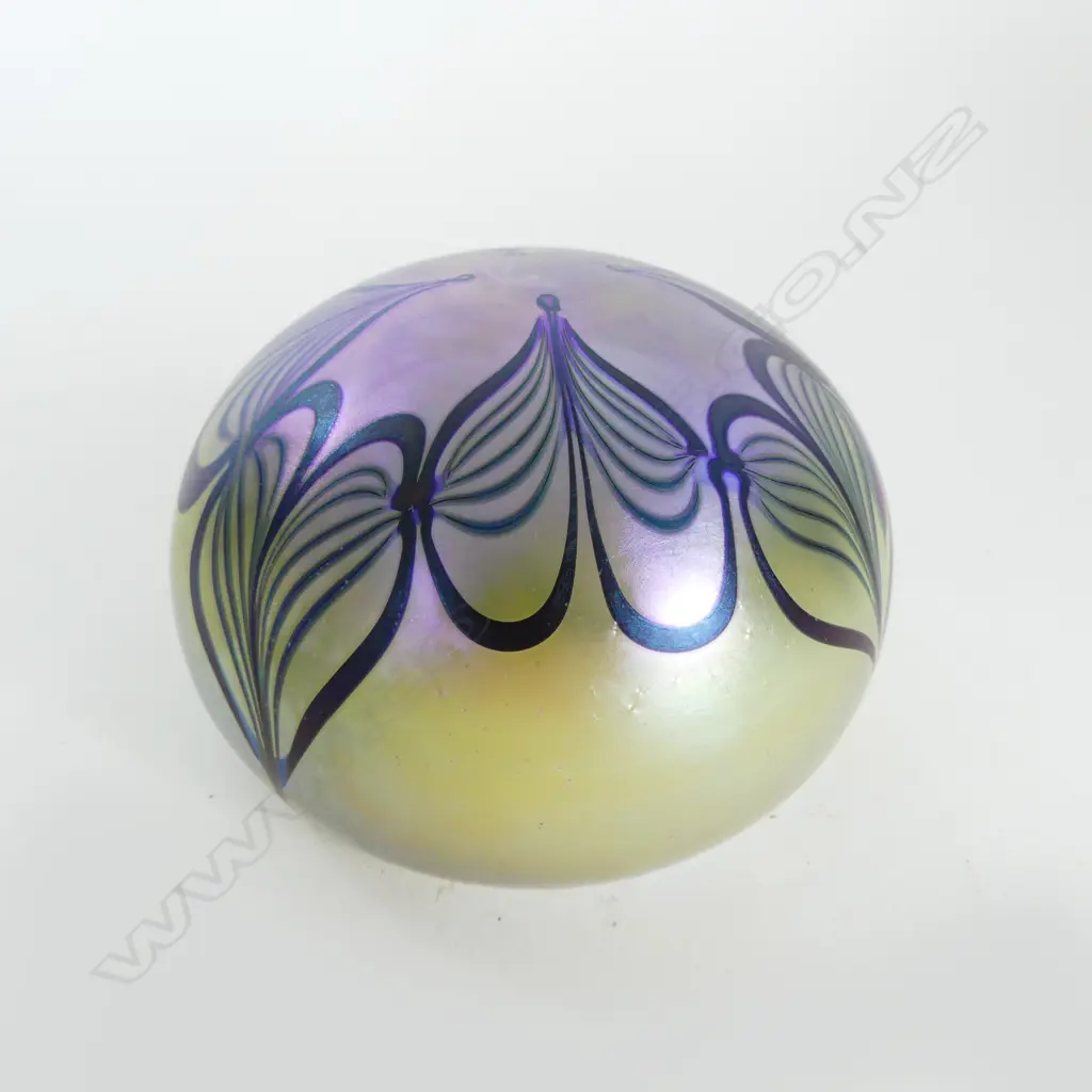 BOXED ORIENT & FLUME ART GLASS PAPERWEIGHT; 508 H, 1973, MARK TO BASE Image 1++