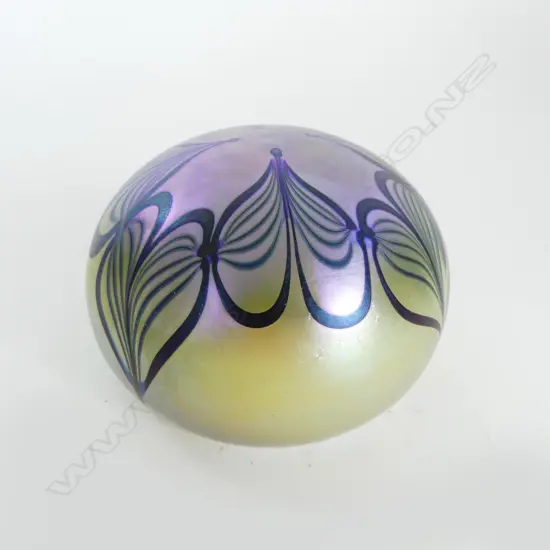 BOXED ORIENT & FLUME ART GLASS PAPERWEIGHT; 508 H, 1973, MARK TO BASE