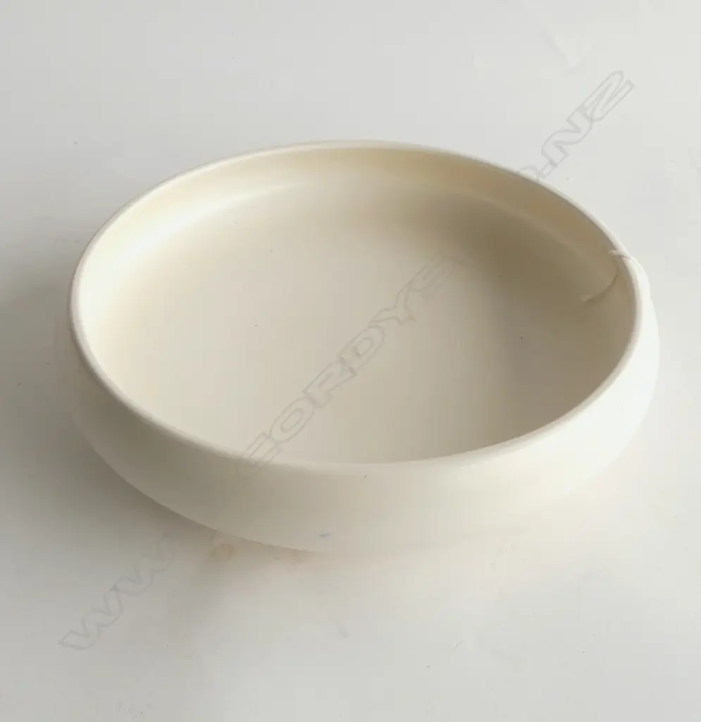 CROWN LYNN SHALLOW BOWL; Tiki mark to base, dia.290mm Image 1++