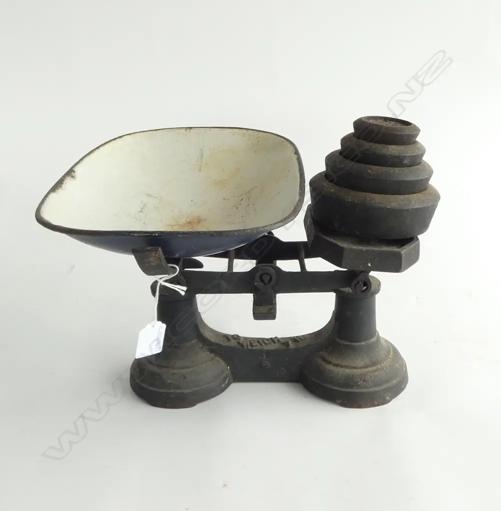 ANTIQUE CAST IRON SCALES W.300mm Image 1++