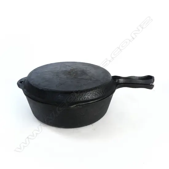 CAST IRON LIDDED PAN (LID DOUBLES AS PAN) 260mm dia
