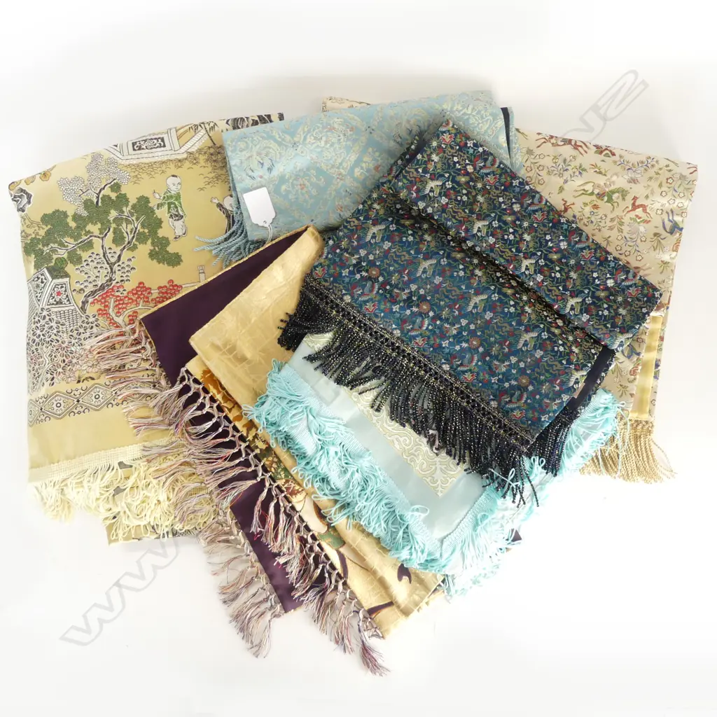 ASSORTED SILK WEAVINGS Image 1++