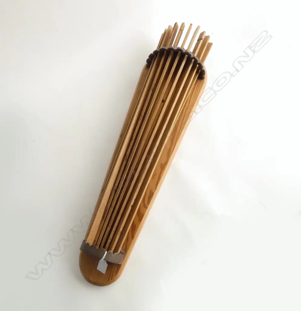 ANTIQUE 'LAZY SALLY' WALL MOUNTED WOODEN CLOTHES HANGER H.770mm Image 1++