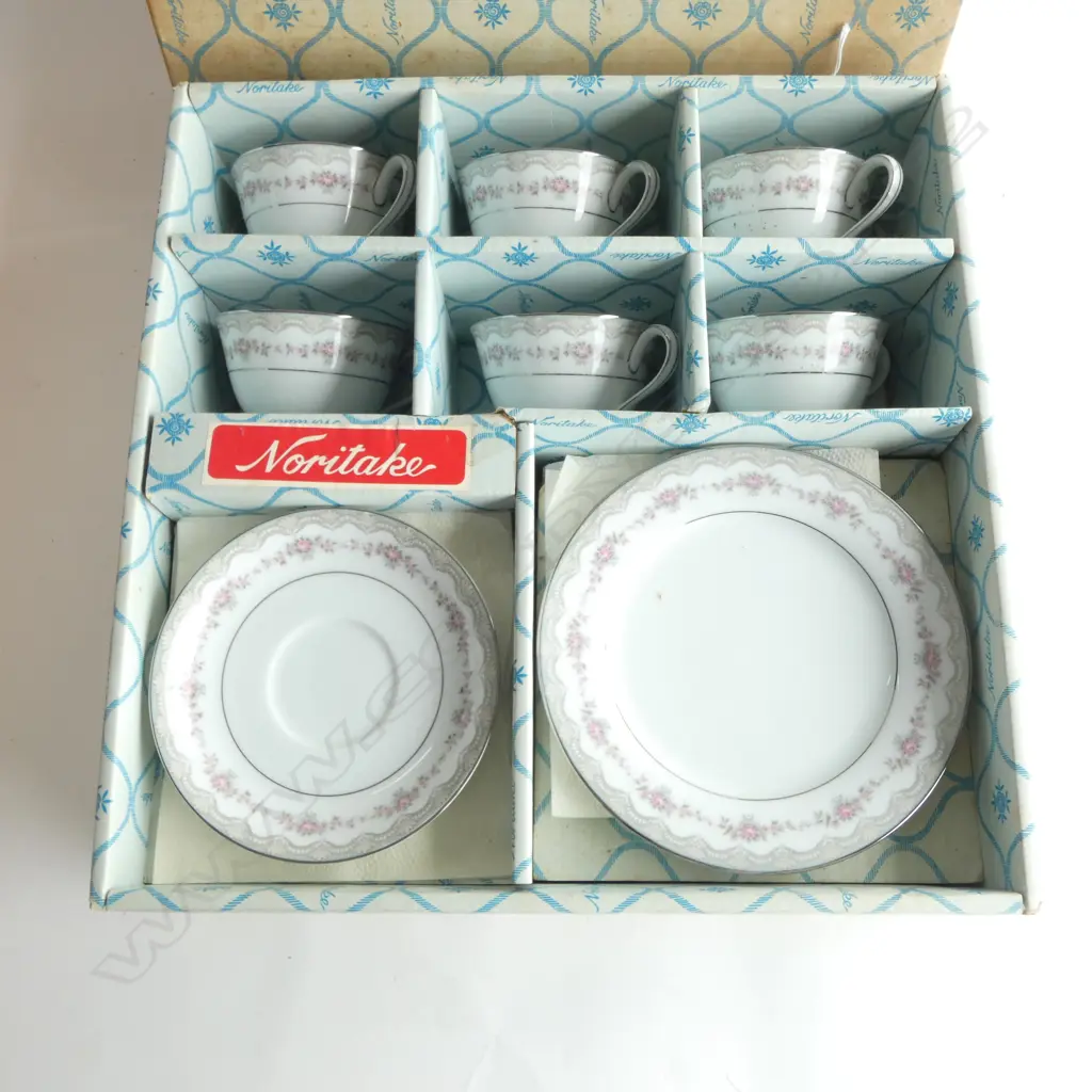 NORITAKE 'GLENWOOD' BOXED TEA SERVICE Image 1++
