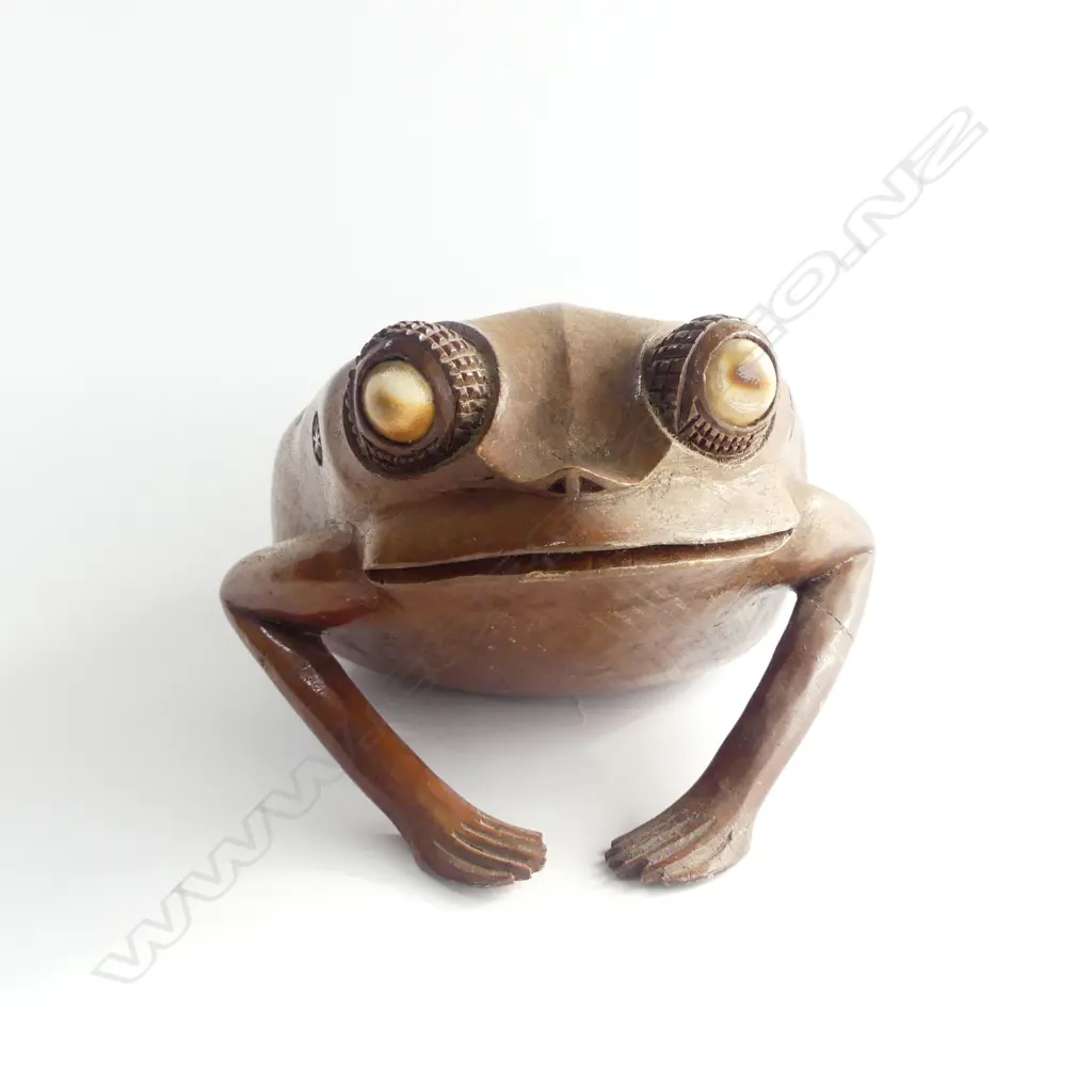 VINTAGE TRIBAL CARVED HARDWOOD FROG L.310mm (AK36) Image 1++