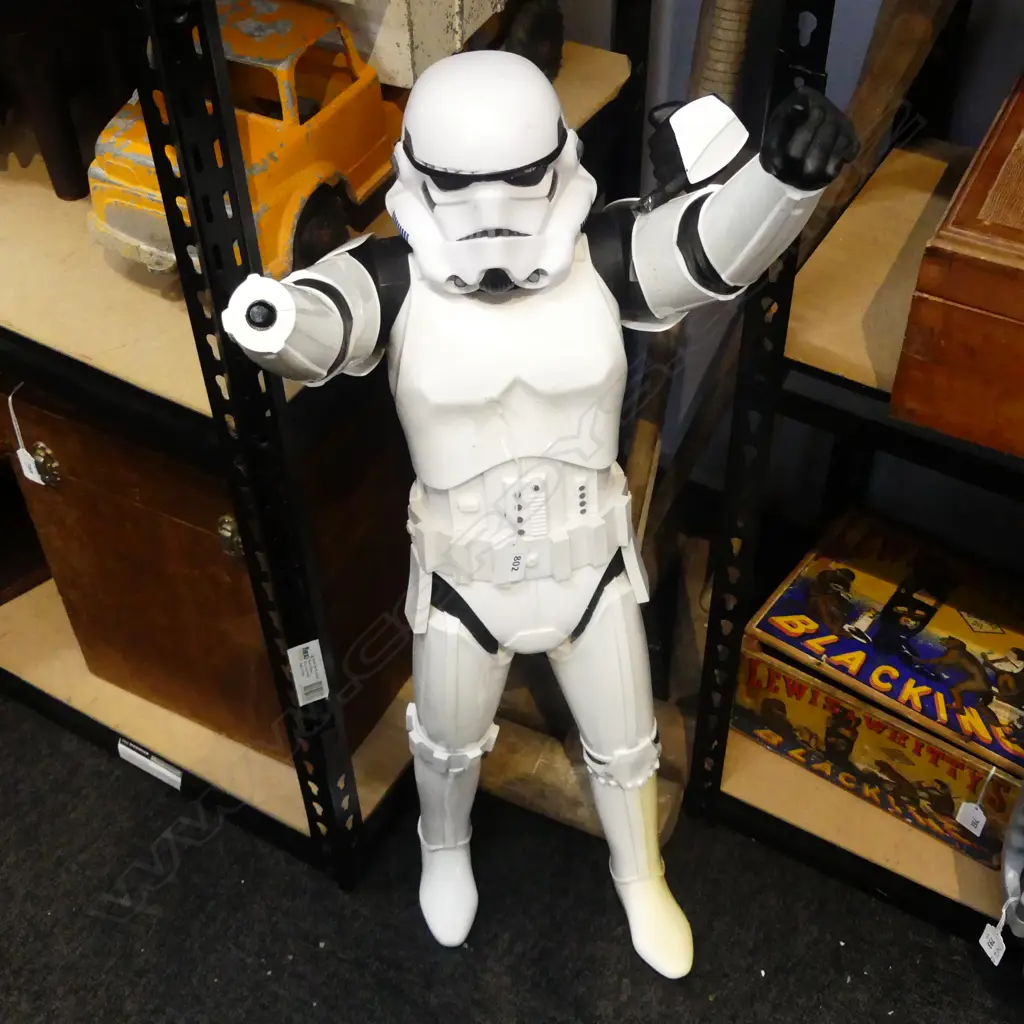 STAR WARS STORM TROOPER FIGURINE H.810mm (hand needs repairing) Image 1++