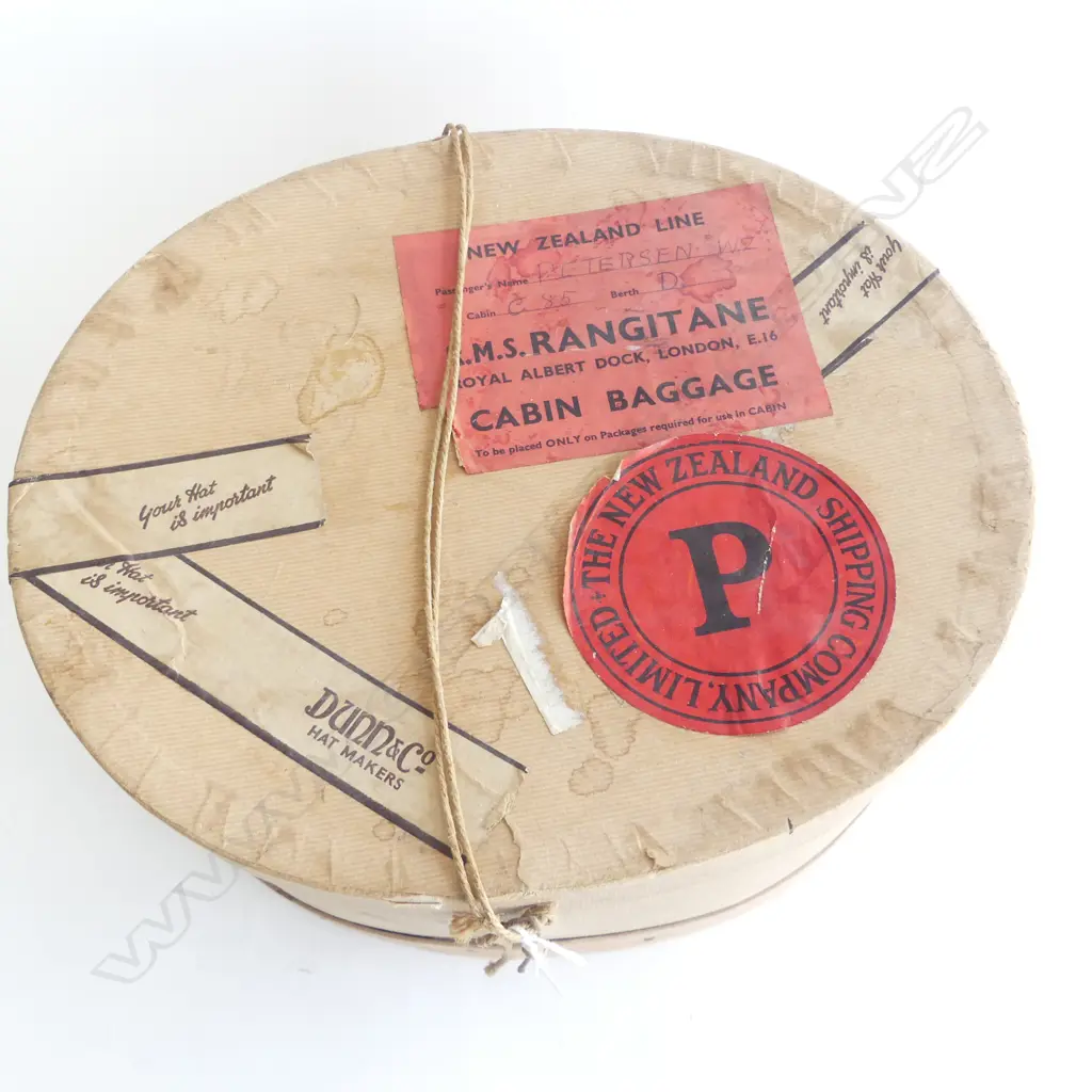 VINTAGE HAT BOX w. TRAVEL STICKERS W.370mm Image 1++