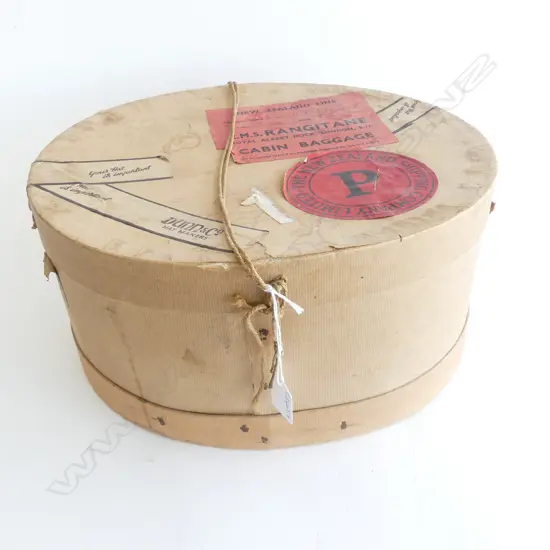 VINTAGE HAT BOX w. TRAVEL STICKERS W.370mm