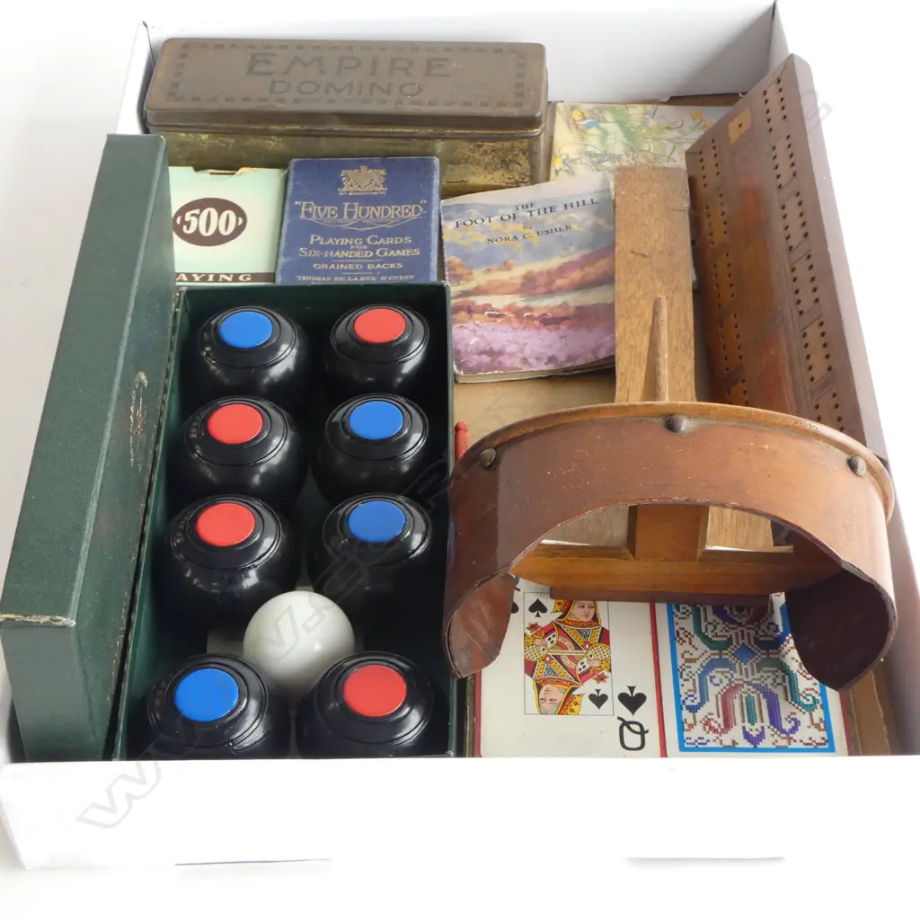ASSTD. GAMES - MINI CARPET BOWLS CRIBBAGE CARDS DOMINOES ETC  Image 1++