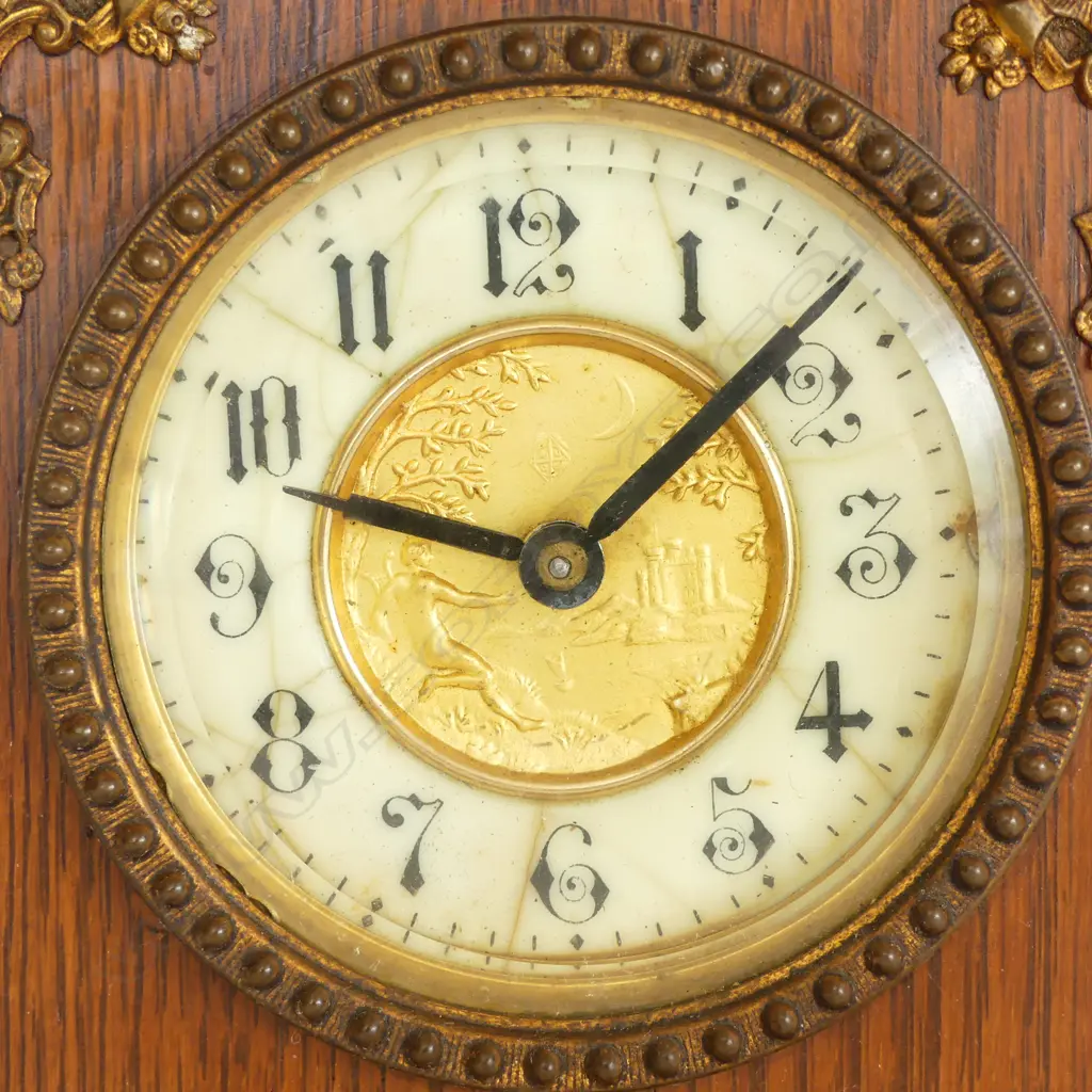 (25901) ANTIQUE OAK MANTLE CLOCK w. KEY H.180mm Image 1++