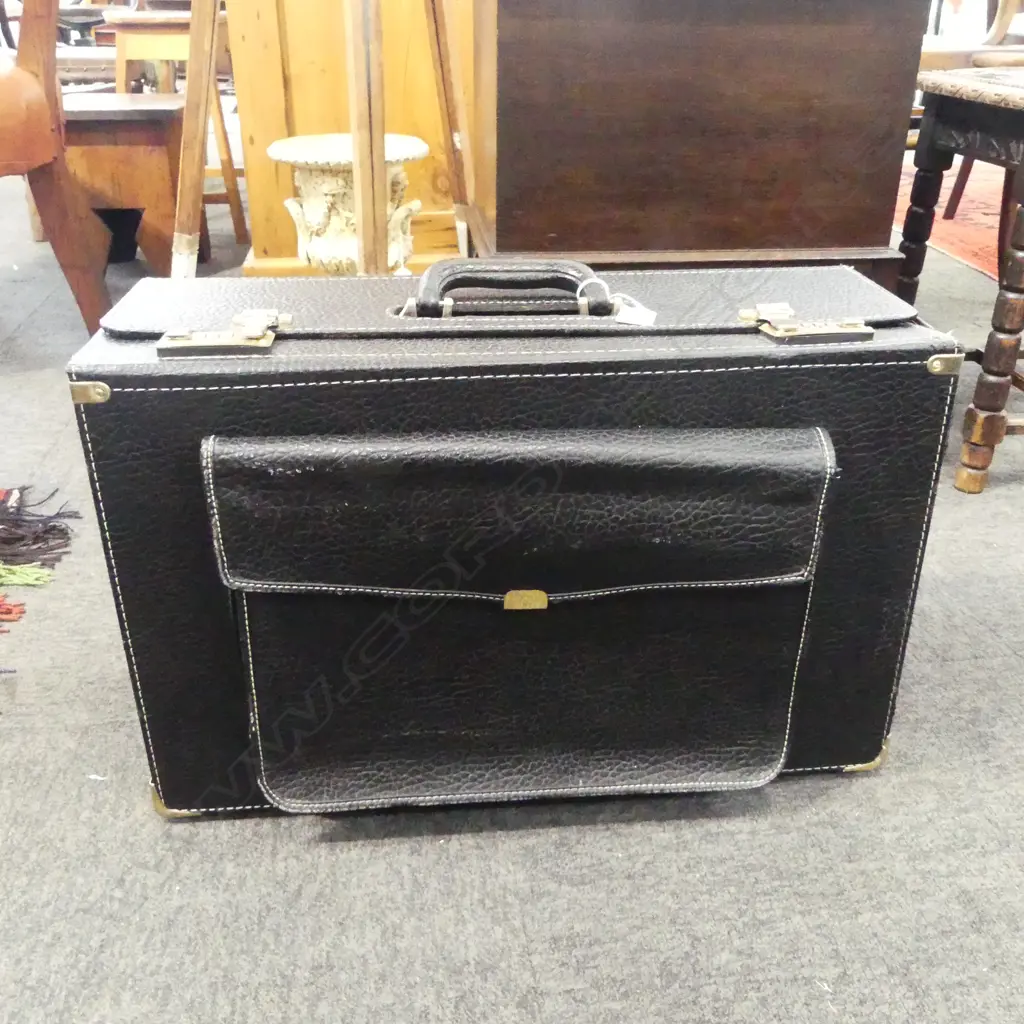 VINTAGE LEATHER BOUND PILOTS CASE 550x200x350mm Image 1++