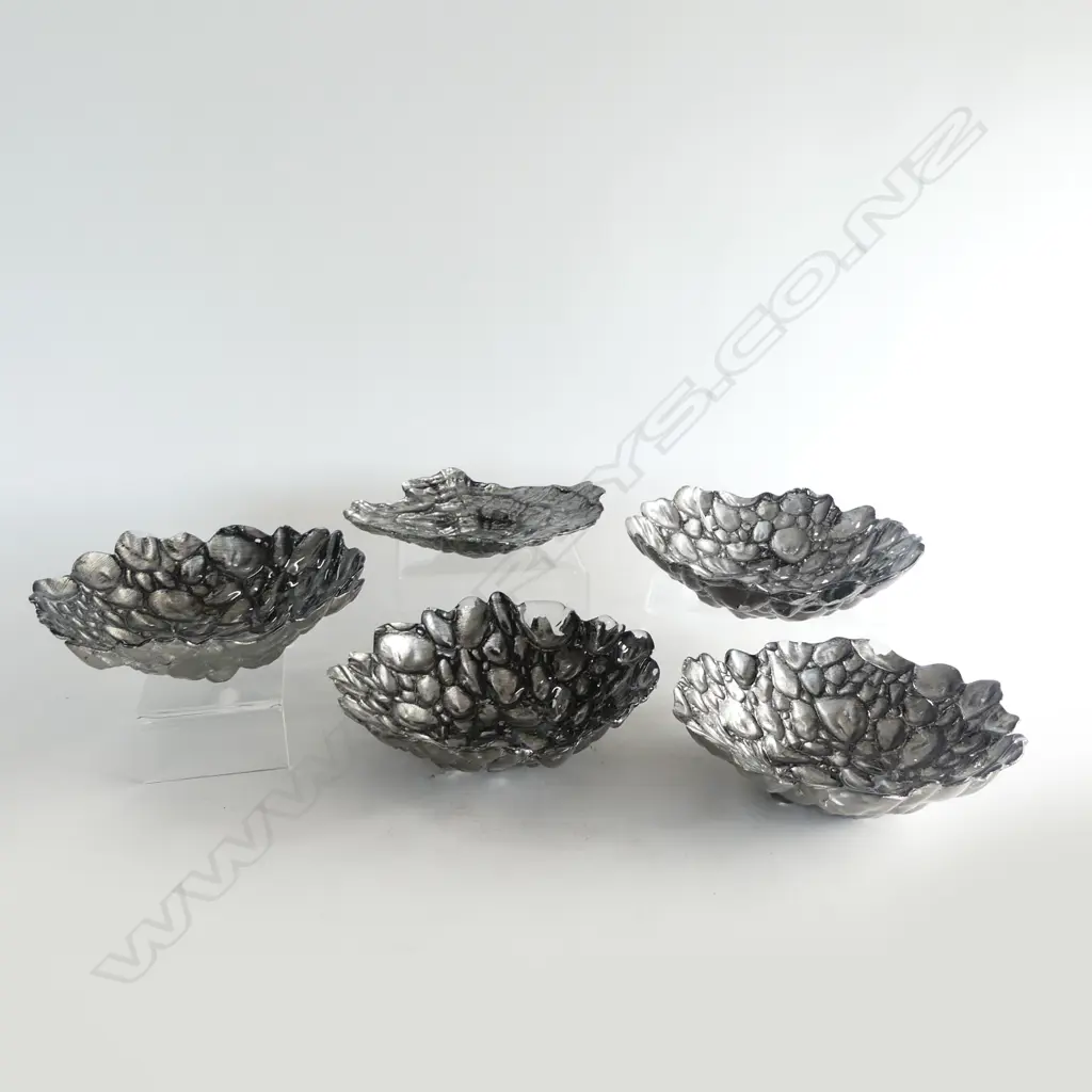 4 SILVER PAINTED GLASS BOWLS + PLATE; FAULTS Image 1++